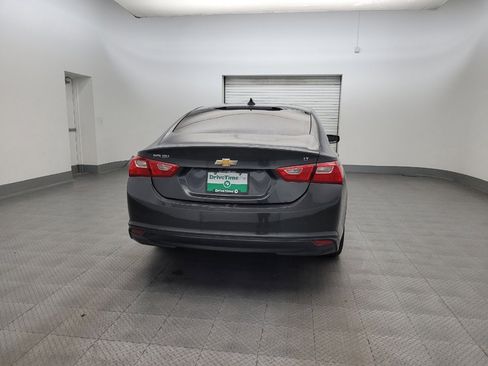 Used 2018 Chevrolet Malibu LT image 7