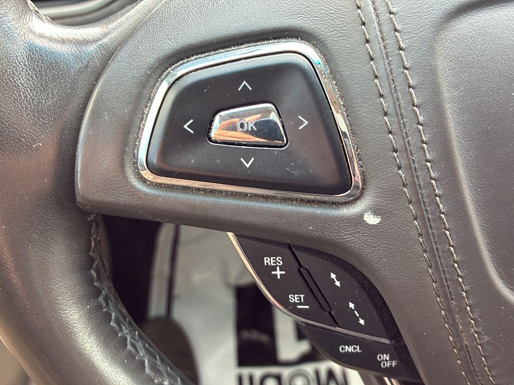 Used 2017 Lincoln MKZ Reserve w/ Technology Package FWD image 36