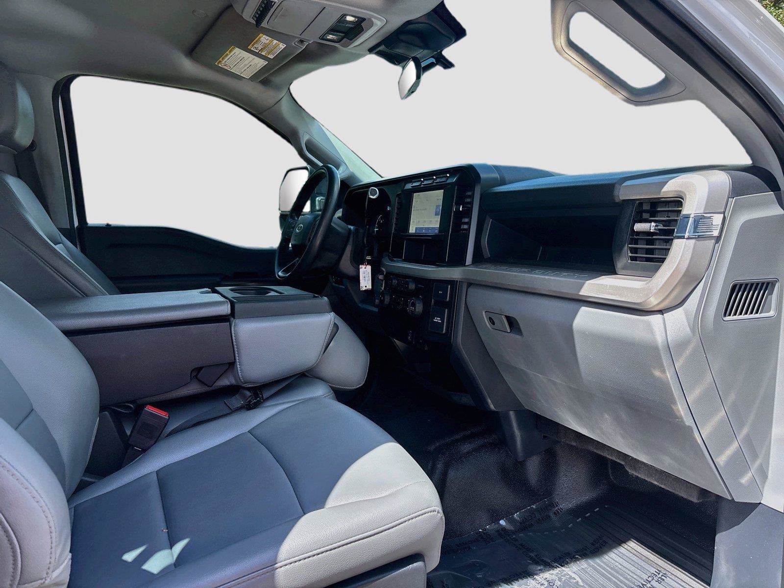 Used 2023 Ford F250 XL w/ FX4 Off-Road Package AWD/4WD image 27