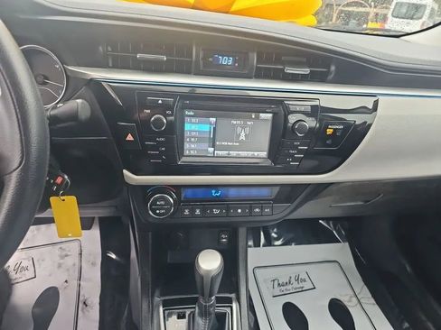 Used 2016 Toyota Corolla LE image 17