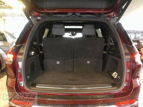 Used 2022 Jeep Grand Cherokee L Overland image 24