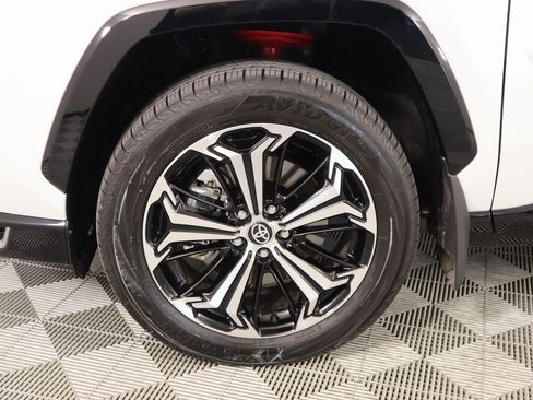 Used 2024 Toyota RAV4 XSE image 18