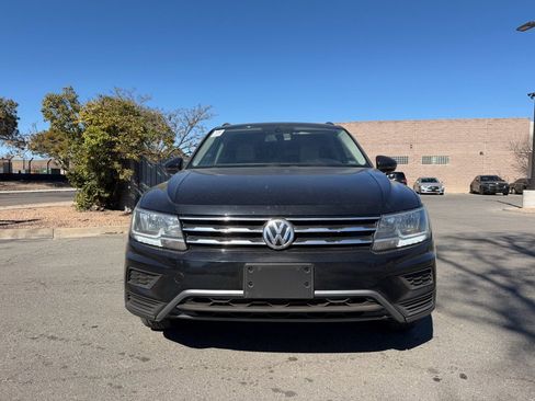 Used 2019 Volkswagen Tiguan SEL image 2
