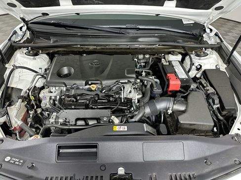 Used 2020 Toyota Camry SE image 29