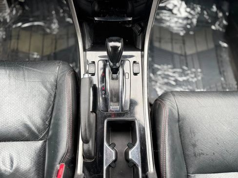 Used 2017 Honda Accord Sport Special Edition image 16