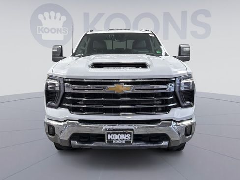 Used 2025 Chevrolet Silverado 3500 LTZ w/ LTZ Plus Package image 11