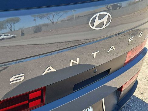Used 2025 Hyundai Santa Fe SEL AWD/4WD image 12