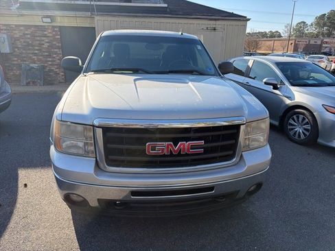 Used 2011 GMC Sierra 1500 SLE w/ Power Tech Package image 2