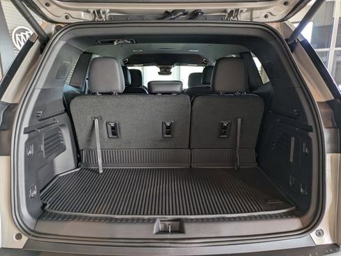 New 2026 GMC Acadia AT4 w/ Luxury Package image 12