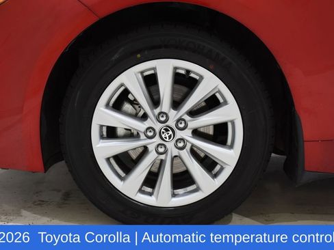 Used 2026 Toyota Corolla SE image 6