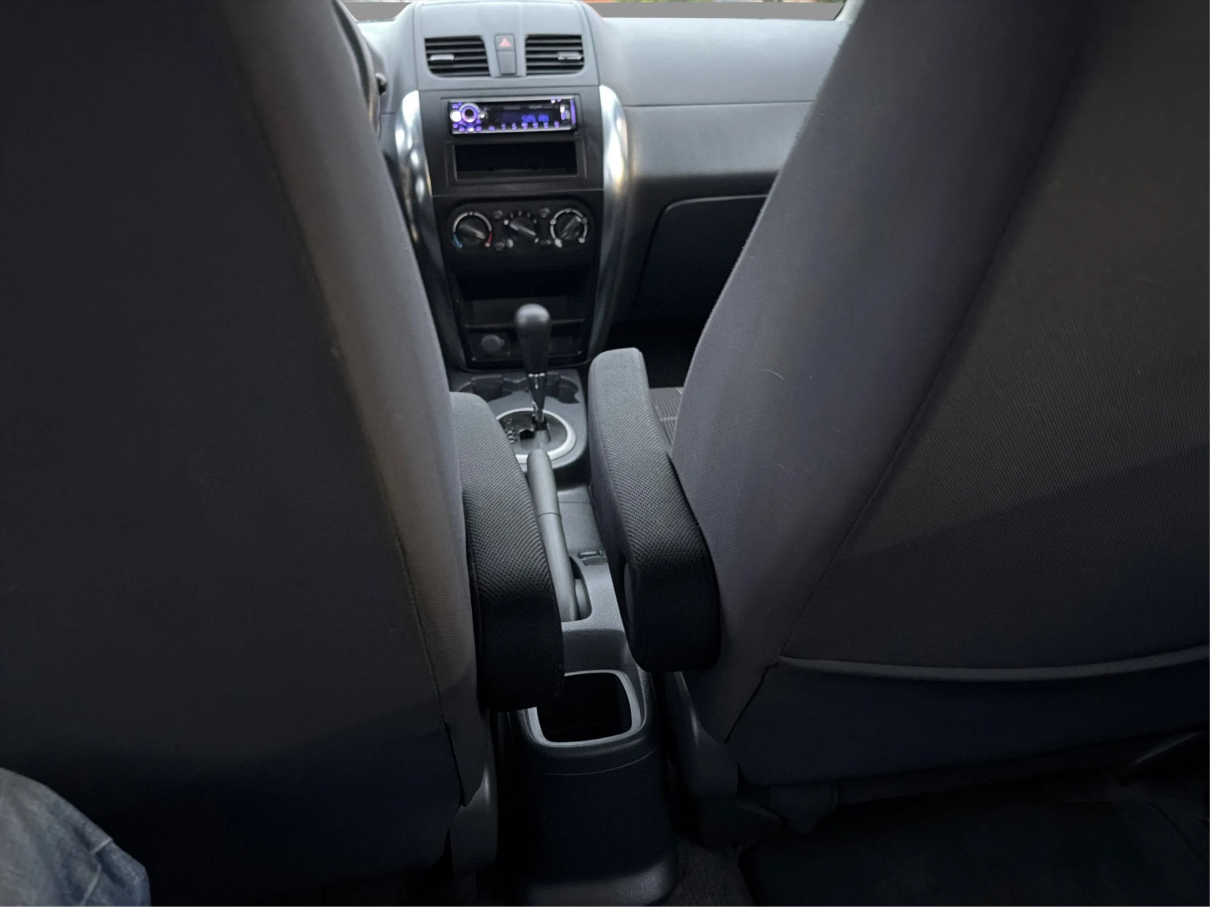 Used 2012 Suzuki SX4 AWD Hatchback image 21