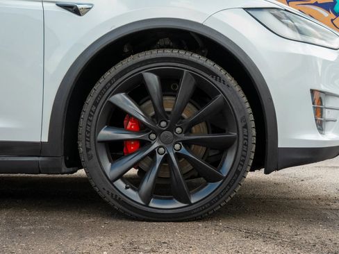 Used 2019 Tesla Model X Performance AWD/4WD image 16