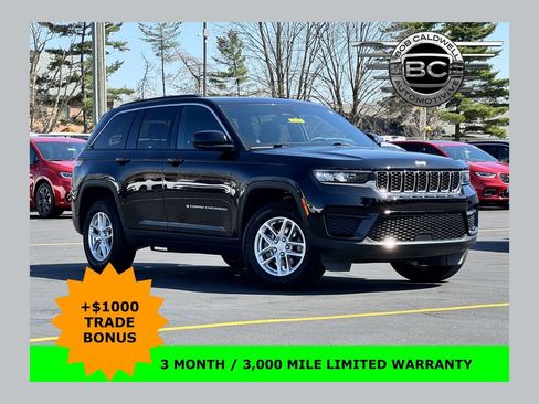 Used 2024 Jeep Grand Cherokee Laredo X AWD/4WD image 1