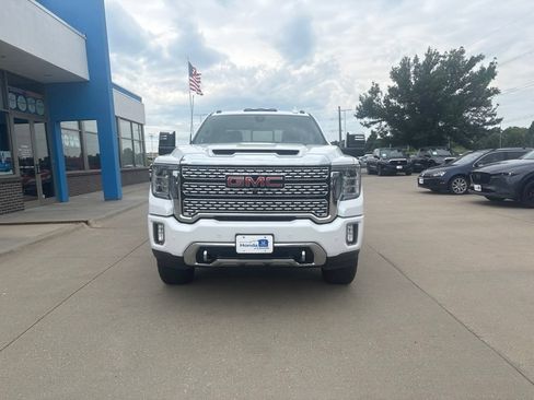 Used 2023 GMC Sierra 2500 Denali w/ Denali Ultimate Package AWD/4WD image 2