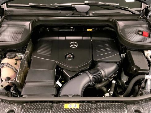 Used 2025 Mercedes-Benz GLE 350 4MATIC image 30