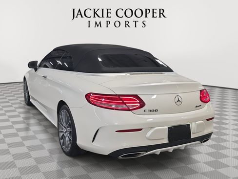 Used 2017 Mercedes-Benz C 300 4MATIC Cabriolet image 4