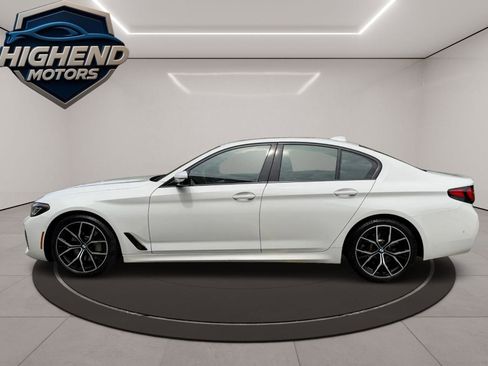 Used 2021 BMW 530i xDrive w/ M Sport Package AWD/4WD image 3