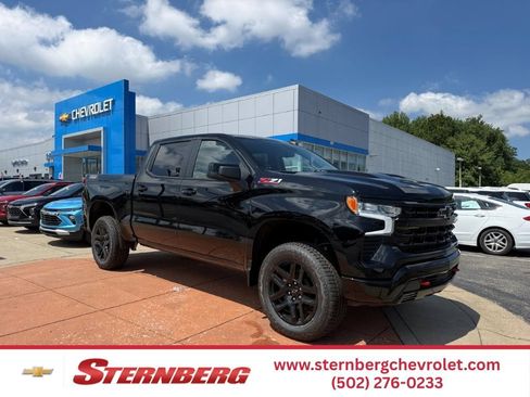 New 2026 Chevrolet Silverado 1500 LT Trail Boss w/ Convenience Package II AWD/4WD image 1