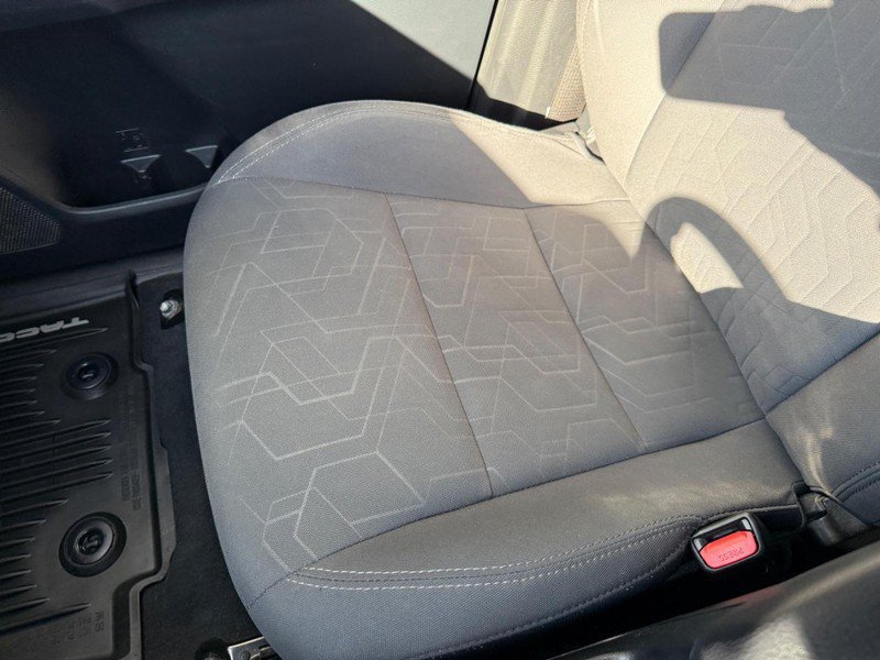 Used 2018 Toyota Tacoma TRD Sport AWD/4WD image 26