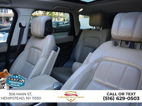Used 2019 Land Rover Range Rover Sport HSE AWD/4WD image 10