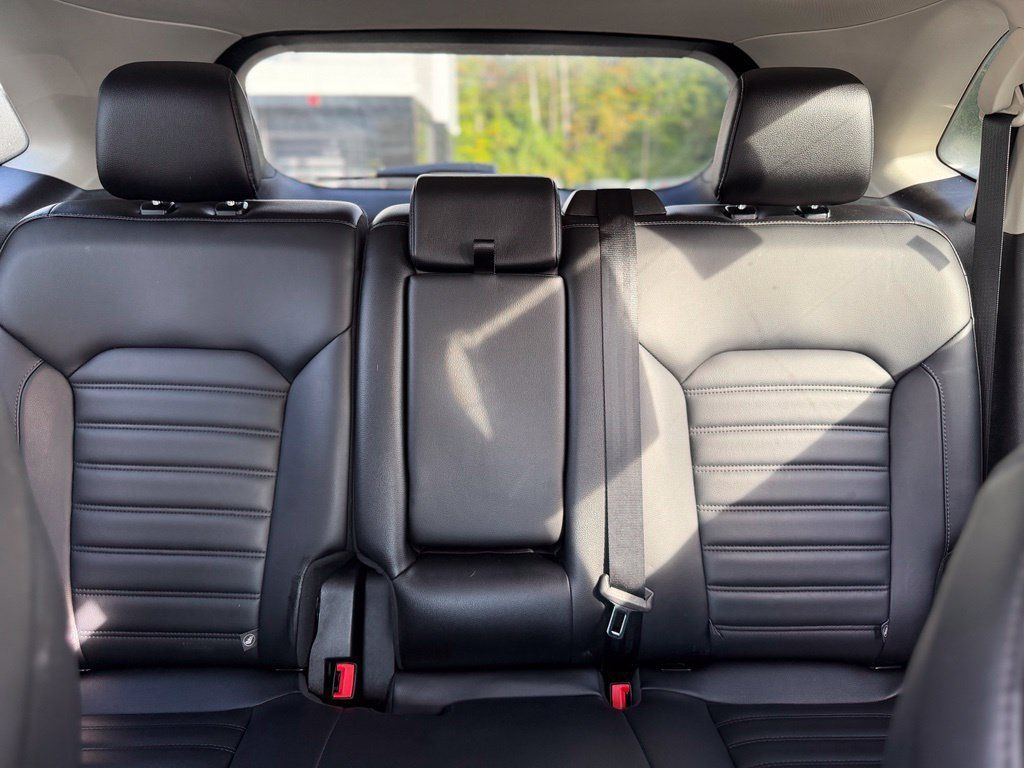 Used 2024 Ford Edge SEL AWD/4WD image 21