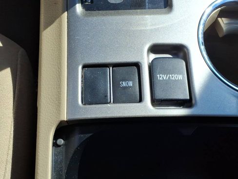 Used 2013 Toyota Highlander FWD image 21