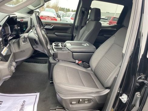 Certified 2025 Chevrolet Silverado 1500 LT AWD/4WD image 15