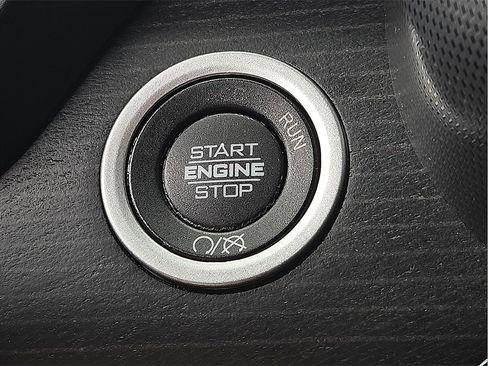 Used 2024 RAM 2500 Limited image 16