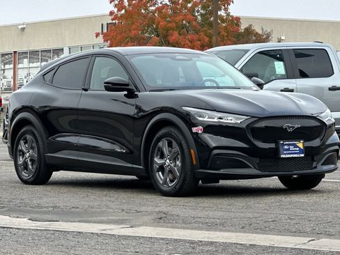 Certified 2022 Ford Mustang Mach-E Select image 10