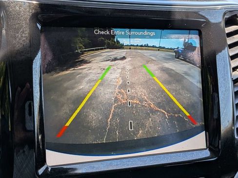 Used 2019 Jeep Cherokee Limited AWD/4WD image 23