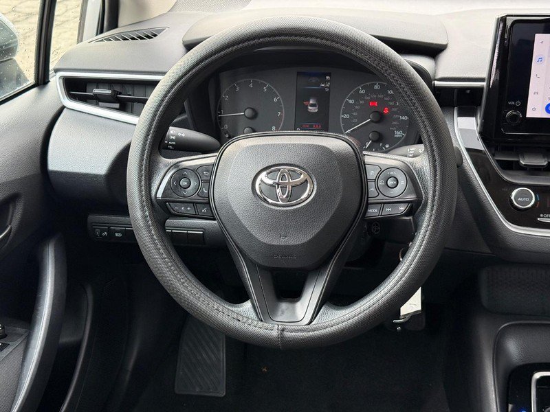 Used 2023 Toyota Corolla LE FWD image 14