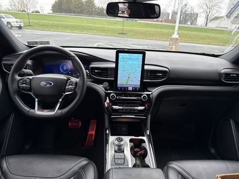 Used 2023 Ford Explorer ST w/ Equipment Group 401A image 19