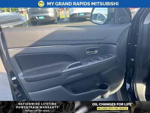 New 2026 Mitsubishi Outlander Sport LE AWD/4WD image 10