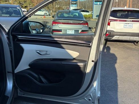 Used 2023 Hyundai Tucson SEL w/ Convenience Package image 48