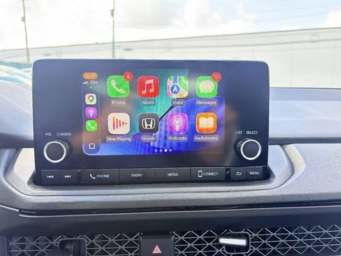 Used 2023 Honda Accord EX image 18