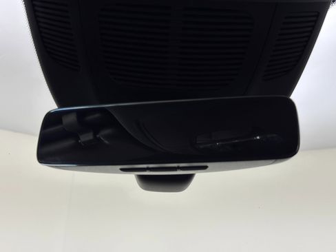 Used 2024 Mercedes-Benz GLE 450e 4MATIC w/ AMG Line Exterior image 63