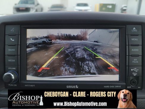 Used 2016 Chrysler Town & Country Touring w/ Driver Convenience Group image 27