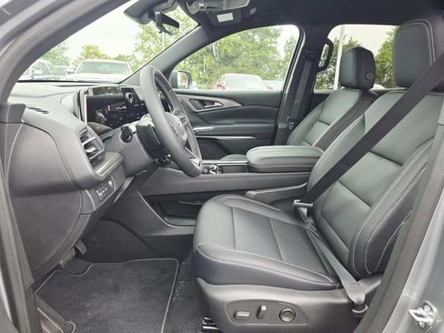 New 2026 Chevrolet Traverse LT w/ Midnight/Sport Edition image 8