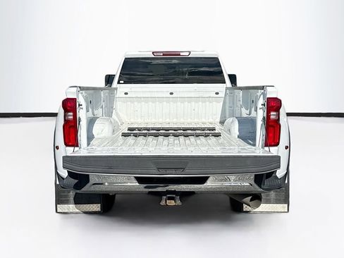 Certified 2024 Chevrolet Silverado 3500 LT image 25