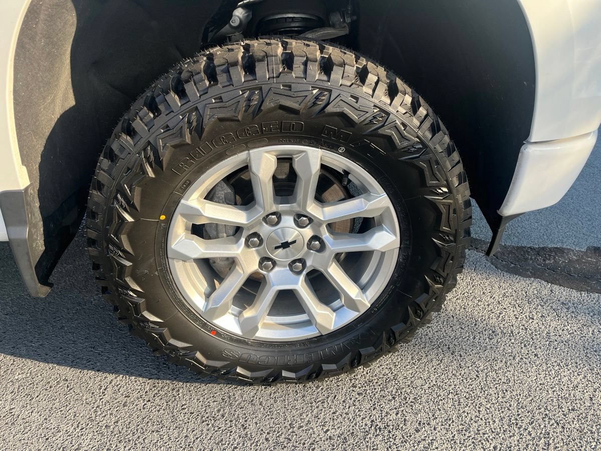 Used 2026 Chevrolet Silverado 1500 RST AWD/4WD image 10