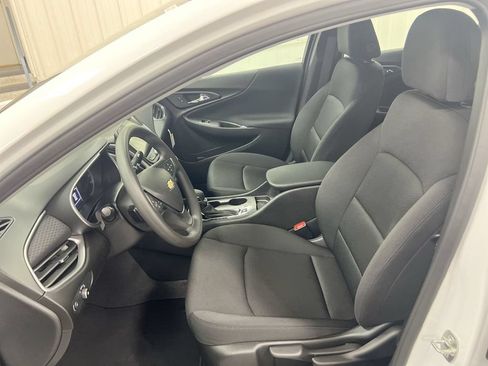 Used 2024 Chevrolet Malibu LS FWD image 18