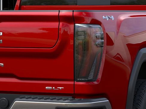 New 2026 GMC Sierra 2500 SLT w/ SLT Premium Package image 11