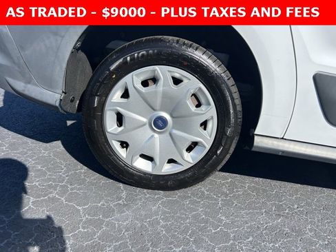Used 2015 Ford Transit Connect XL image 7
