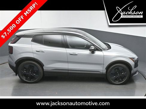 Used 2026 Volvo EX30 Cross Country Ultra image 47