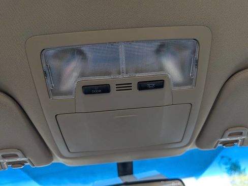 Used 2014 Toyota Avalon XLE Premium image 34