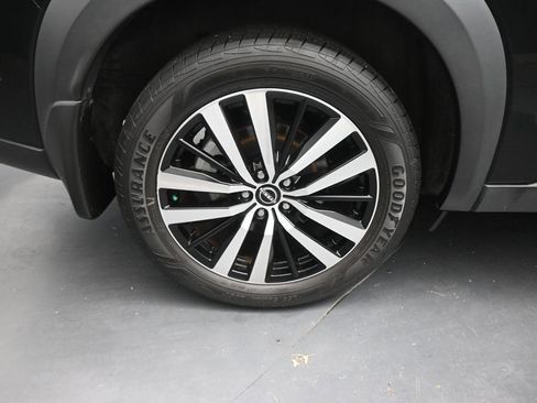 Used 2024 Nissan Pathfinder Platinum w/ Cargo Package AWD/4WD image 24