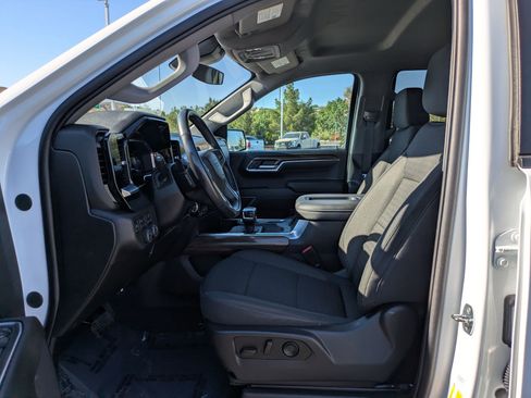 Used 2022 Chevrolet Silverado 1500 RST w/ Protection Package AWD/4WD image 15