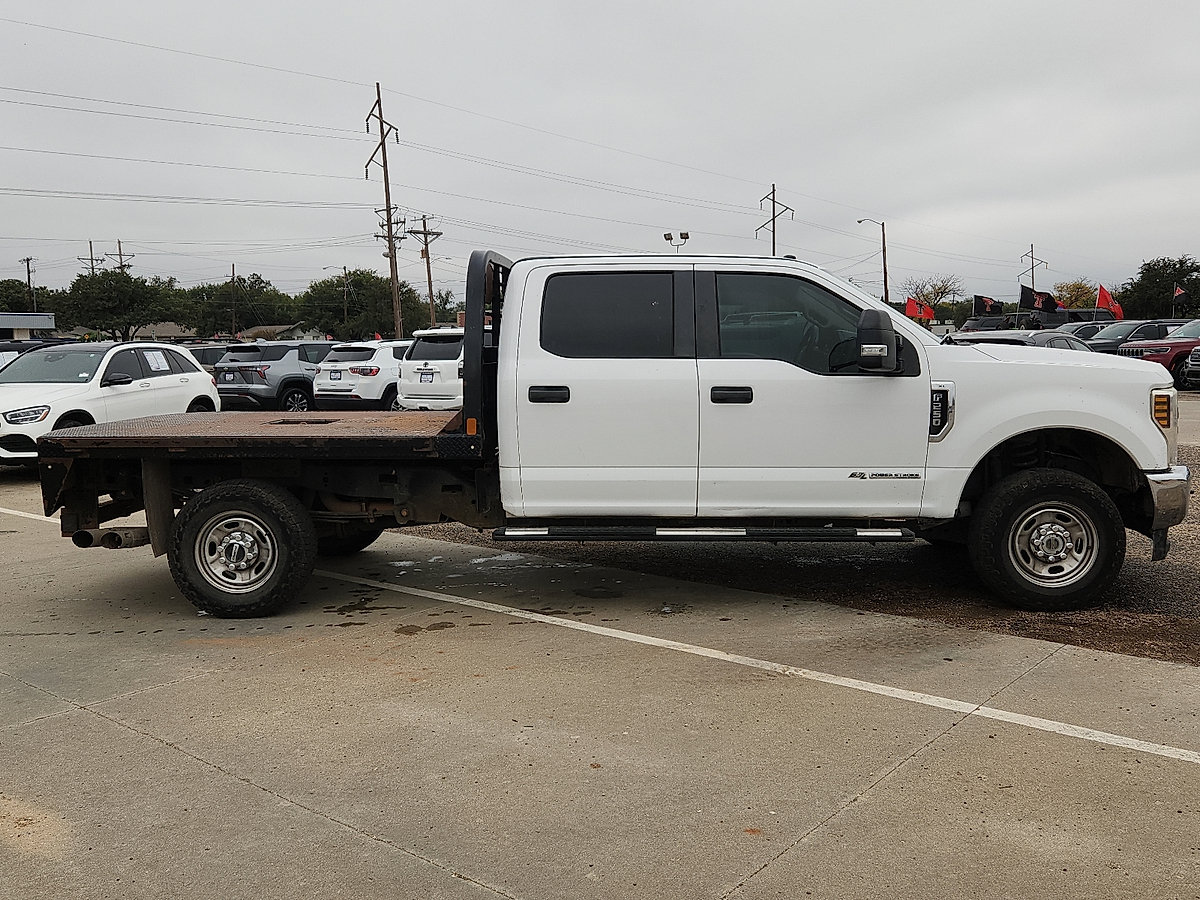 Used 2018 Ford F250 XL w/ Power Equipment Group AWD/4WD image 6
