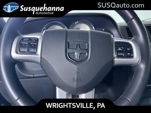 Used 2014 Dodge Challenger R/T image 21