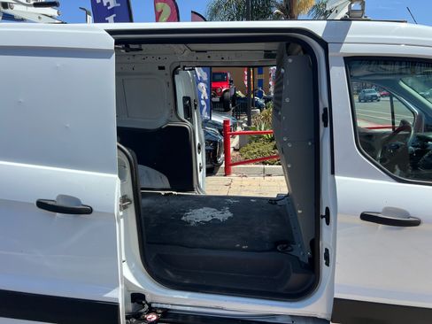 Used 2022 Ford Transit Connect XL FWD image 27